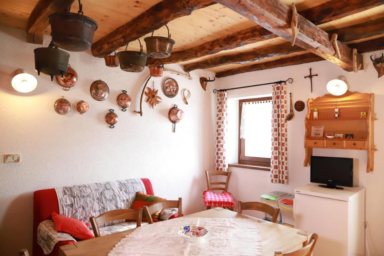 La Casa Del Ghiro - Parco Dolomiti Bellunesi Corazzai Eksteriør billede